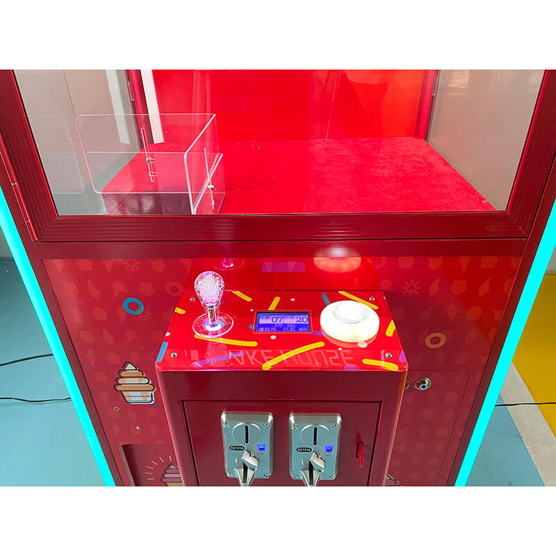 coin-operated-claw-crane-machine -1